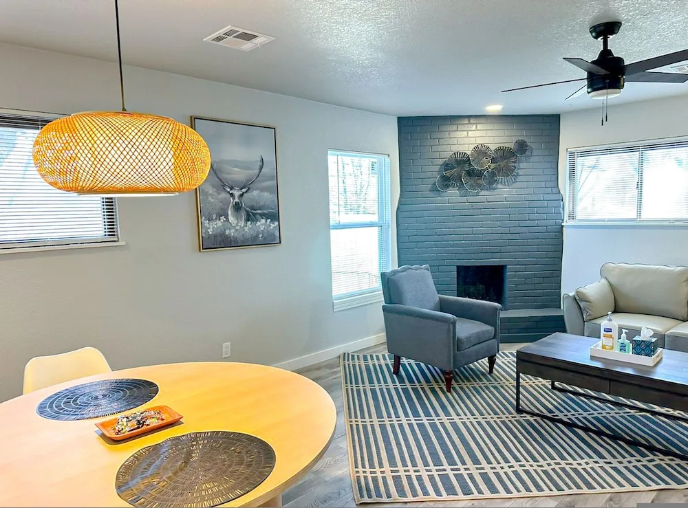 Vintage Gem in Prime Location Cozy 1BR Oasis