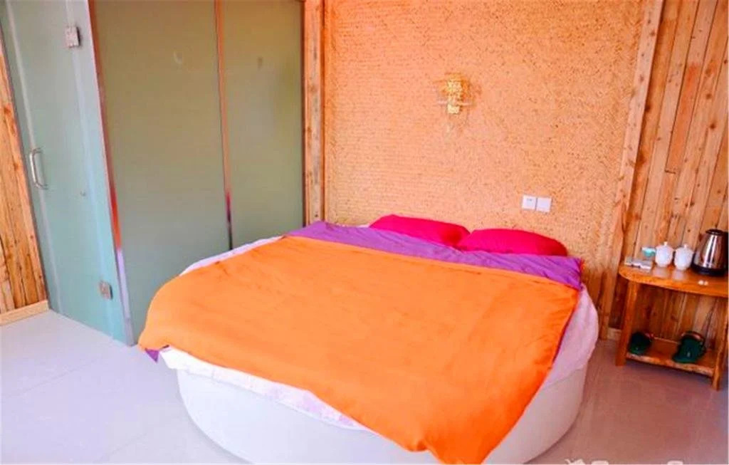 Yuchen Theme Hotel
