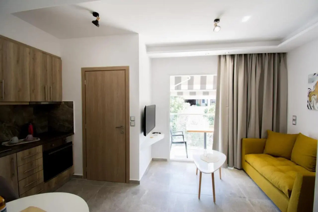 Semes Luxury Apts by Estia
