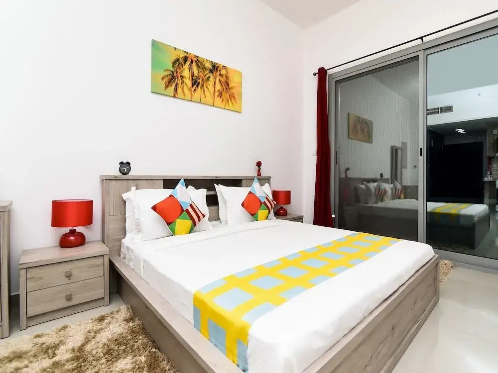 OYO 144 Home Studio Sheikh Zayed View Apartments Marina