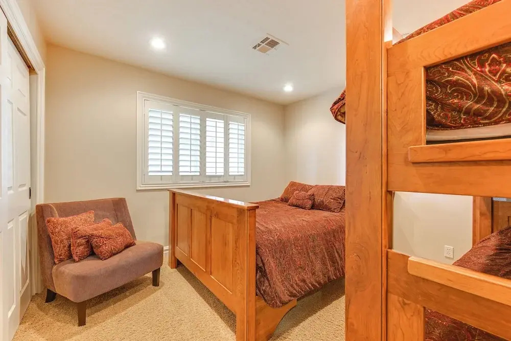 Golf Getaway 5 Mi to Dtwn: Las Palmas Resort Condo