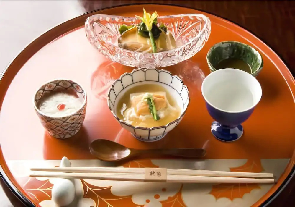 Hiiragiya