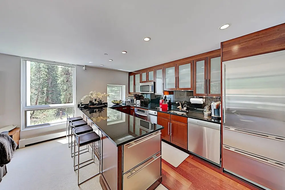 450eliot 3 Bedroom Condo