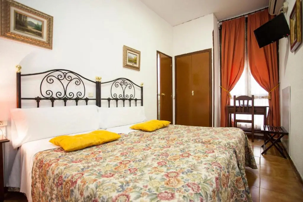 Armesto Rooms