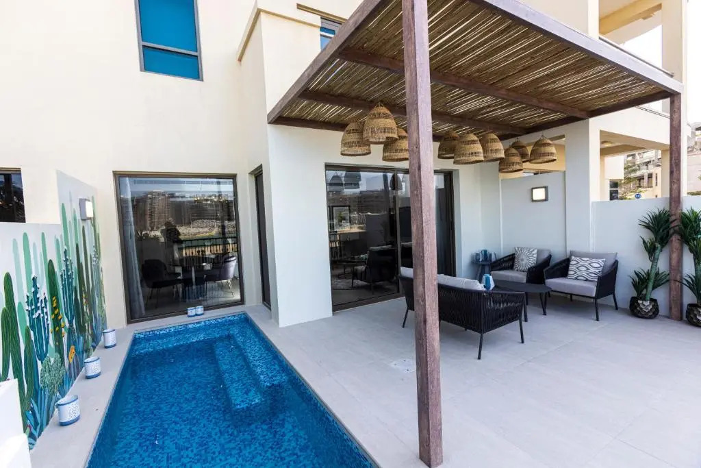 The Townhouses The Pearl