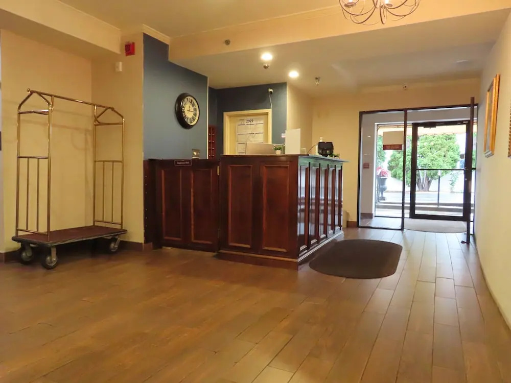 St Charles Hotel Downtown Hudson