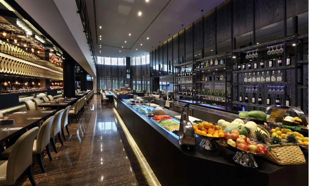 Queena Plaza Hotel