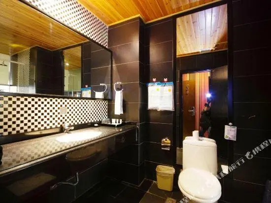 Xianlongtan Holiday Hotel (Mianyang Mianyang Central Hospital)