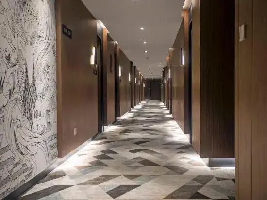 Yuhuayuan Design Hotel (Haizhou Meilan Airport Hongzhou Jiangshan)