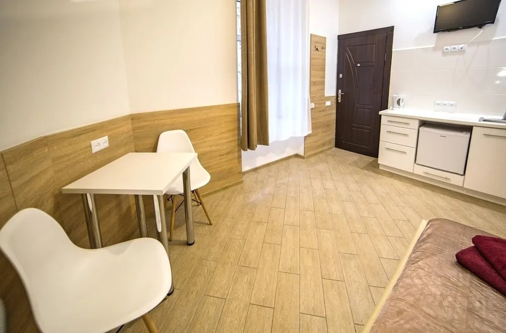 Апартаменты Smart, ул. Черновола, 21б