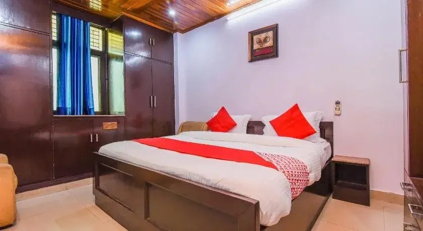 Maxfort Guest House Delhi