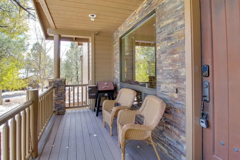 Covered Deck: Cozy Show Low Villa in Torreon