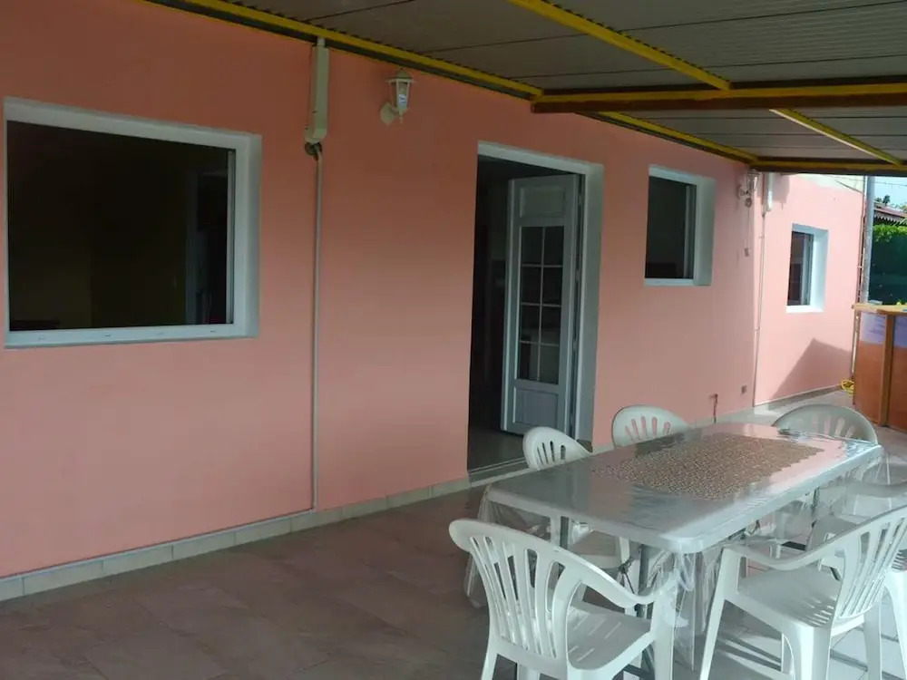 Apartment With 2 Bedrooms in Rivière-pilote, With Wonderful Mountain V