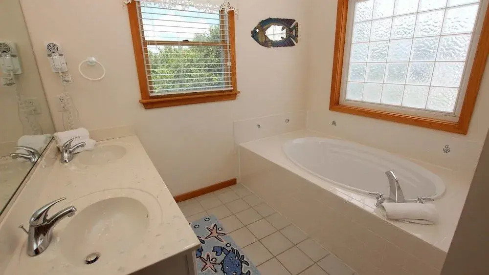 Summer Wind - 5 Br Home
