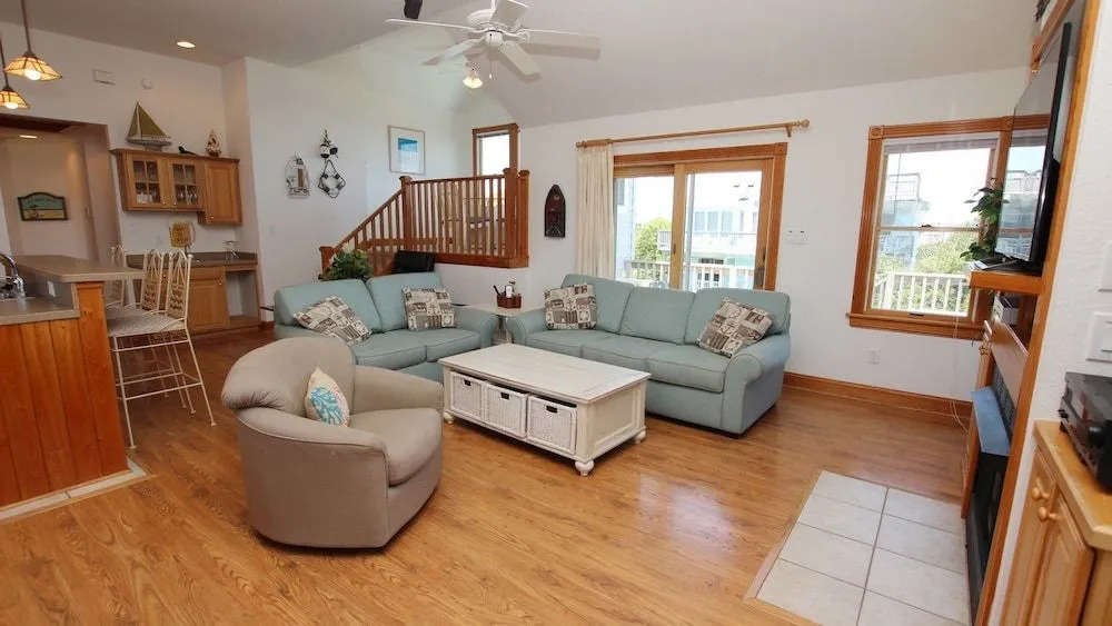 Sole a Mare - 6 Br Home