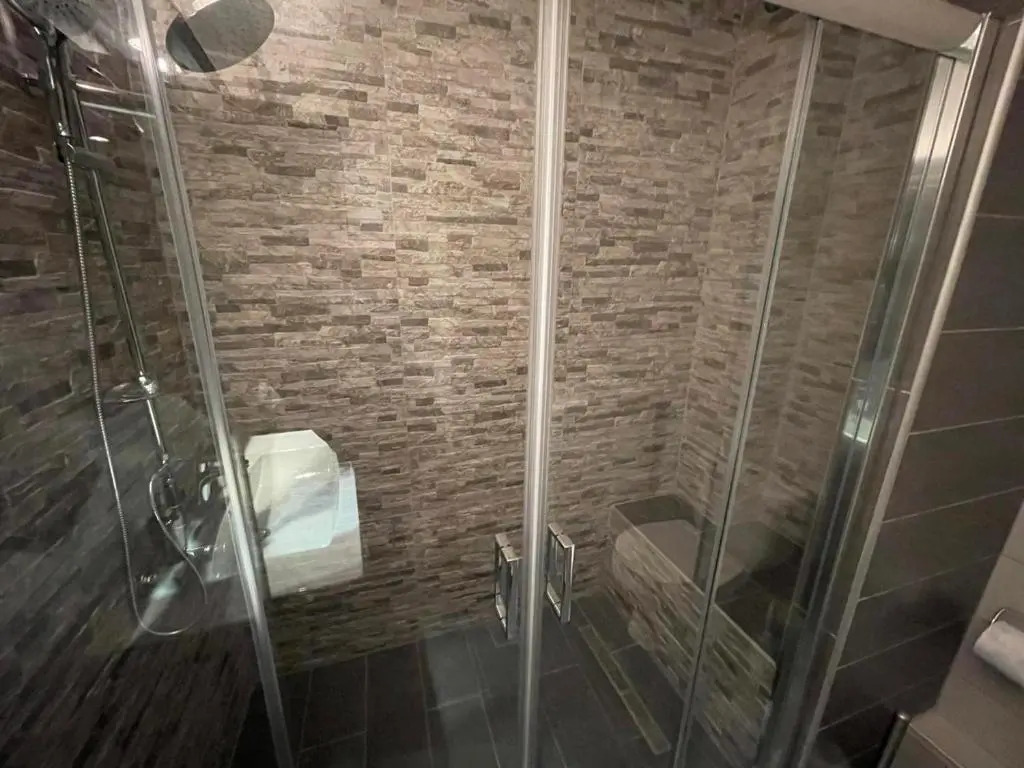 Maisonette 25m from the sea