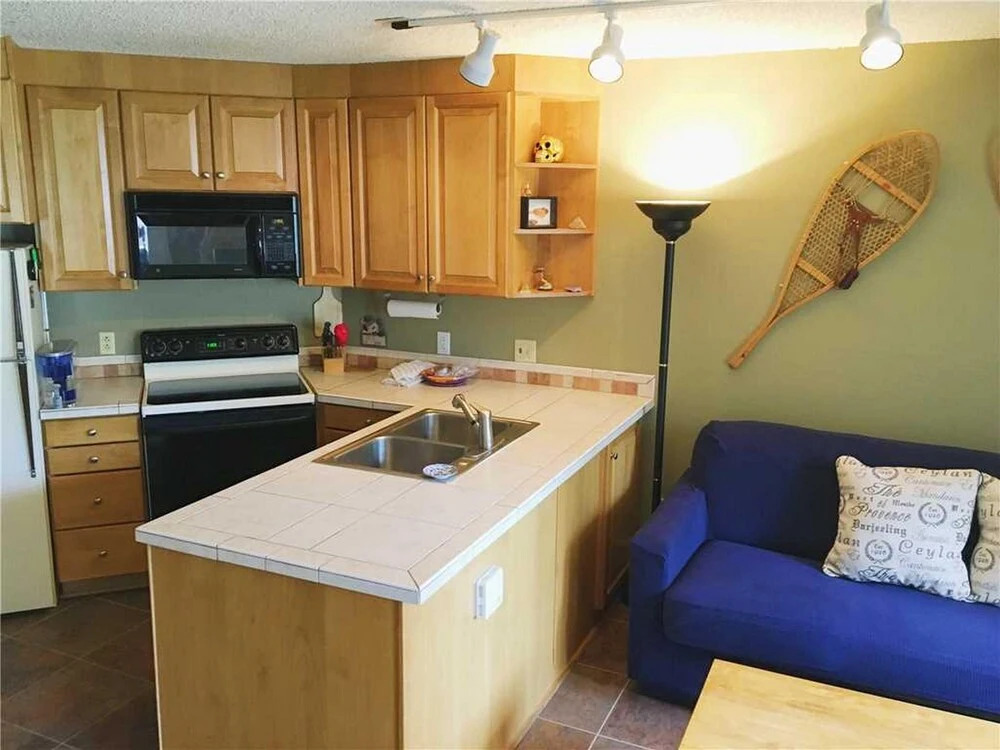 Iron Horse Studio Retreat