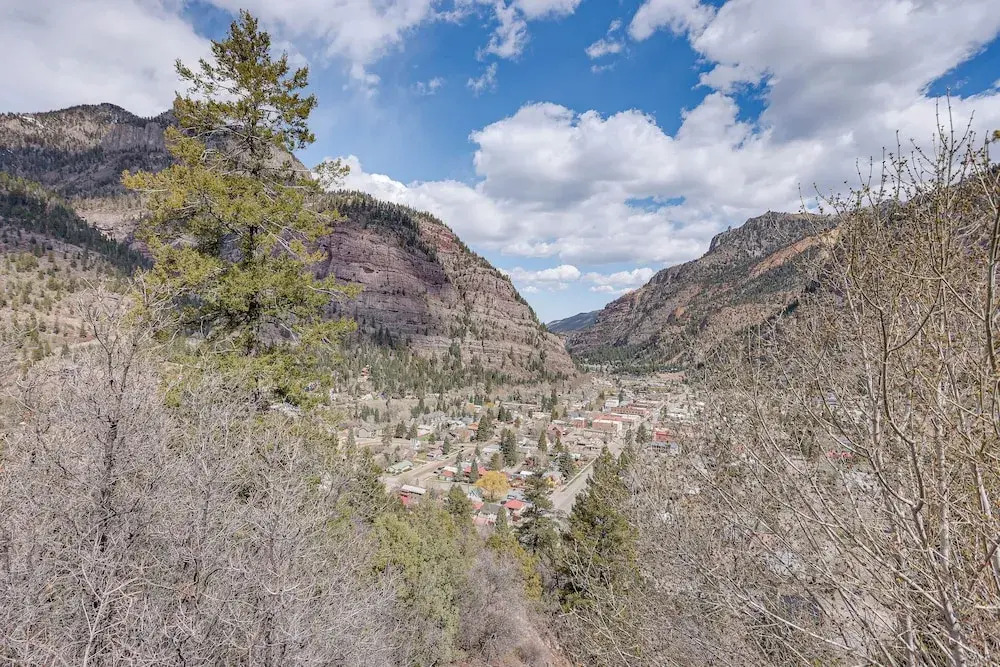 Walk to Hot Springs: Updated Retreat in Dtwn Ouray