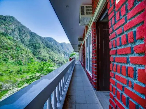 Sahastradhara RiverResort