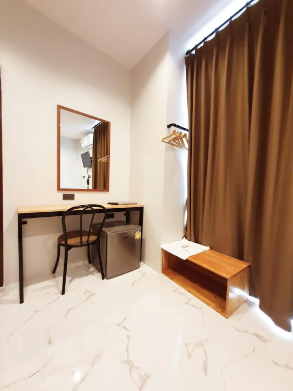 SUhotel Suratthani