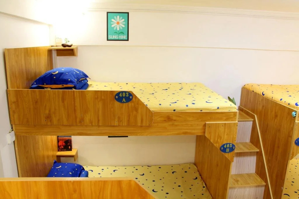 Xizi International Youth Hostel (Chaoyang Plaza Xiguan Night Market)