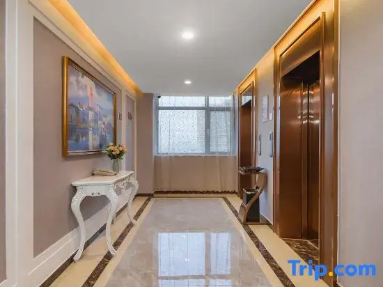 Vienna Hotel (Linyi City Center Taisheng Plaza)