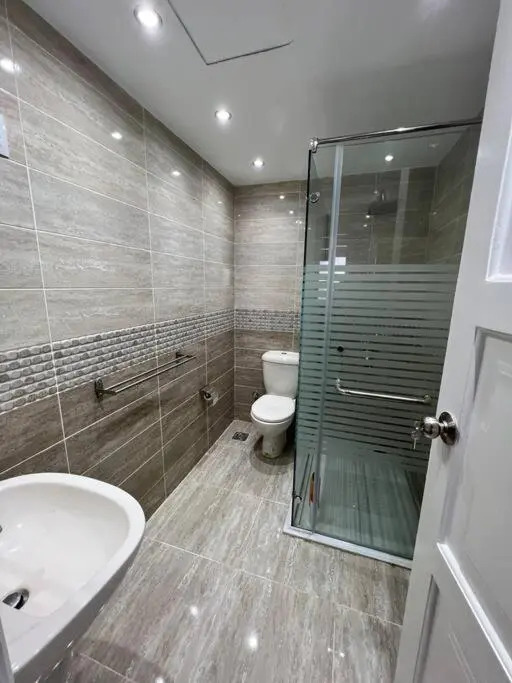 Modern 2-Bedroom in New Resort with Private Pools