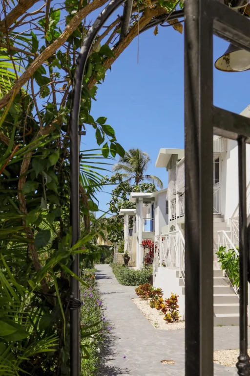 Unwind and Recharge in This Homey Central Retreat