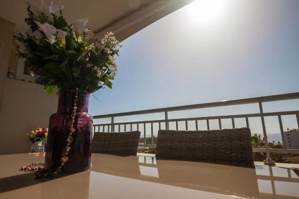 Comfortable apartment with amazing sea views