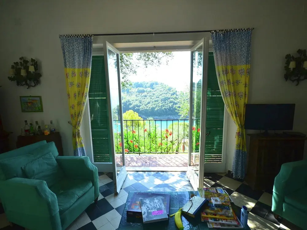 Cozy Holiday Home in Lerici Italy with Sea Nearby