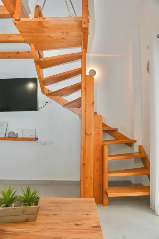 Serenite 2 Bd Santorini Getaway with Sea View