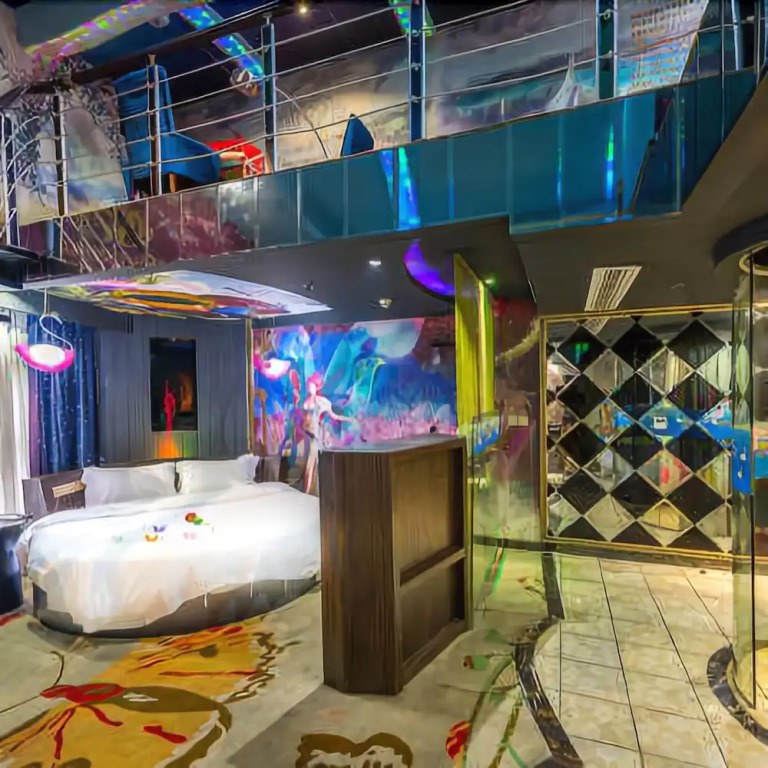 Houhai Theme Hotel