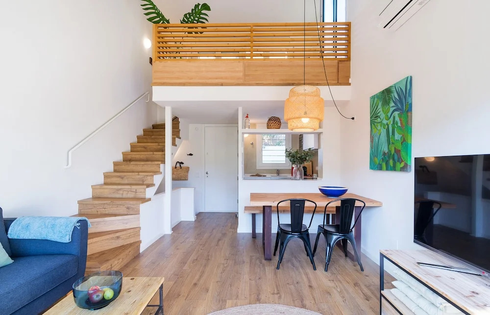 Stylish Sa Riera Apartment, 5 mins walk to Beach