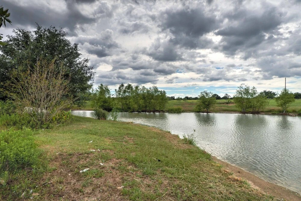 Charming Carmine Studio w/ Pond On 60-acre Farm!