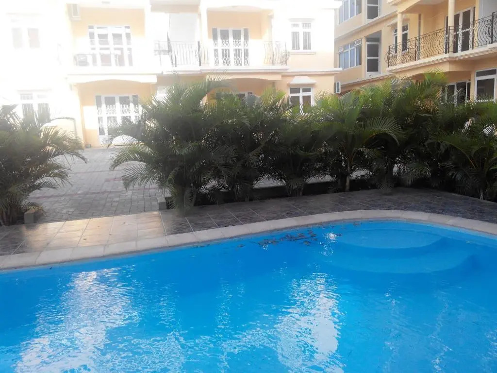 3 bedrooms appartement at Pereybere 600 m away from the beach with shared pool enclosed garden and wifi