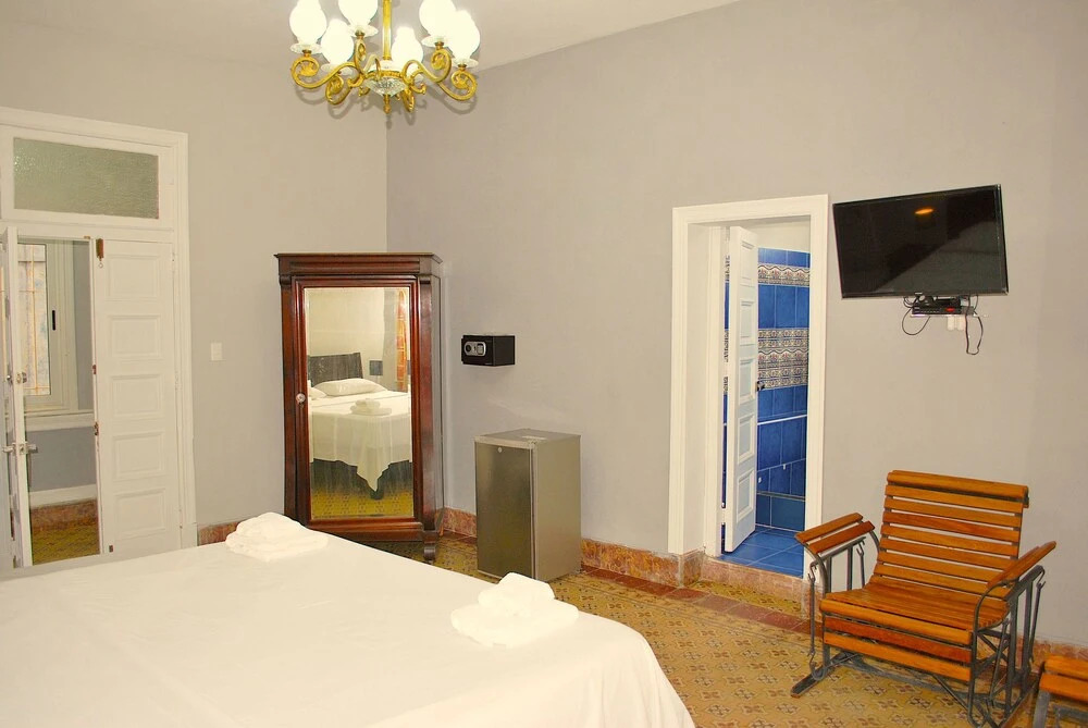 AHT Colonial Hostel