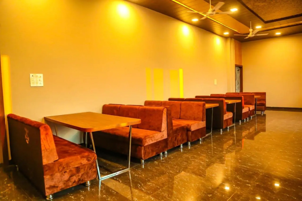 Aashirwad Hotels & Resort