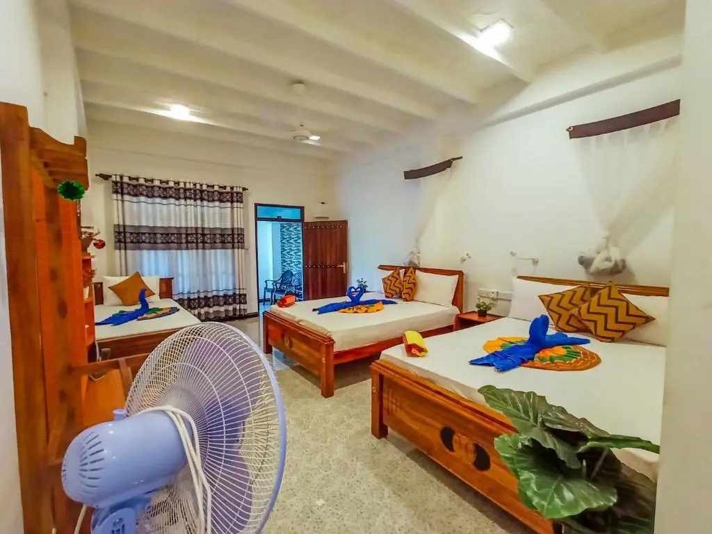 Sigiri Tarushan Home Stay