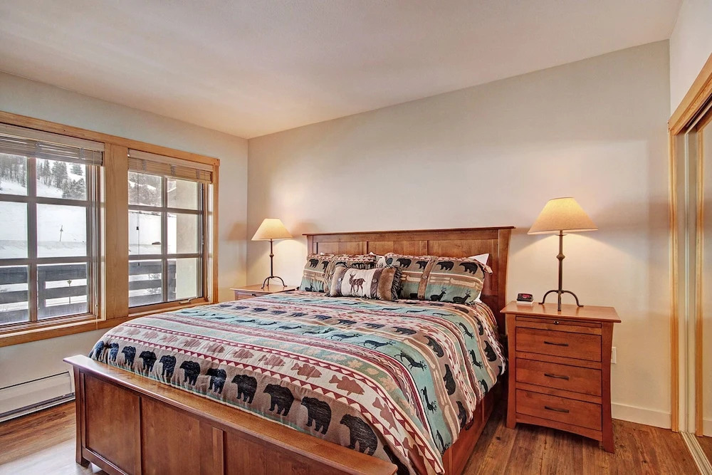 Amazing Passage Point Condo Right in Center Village! - PP301 by Redawning