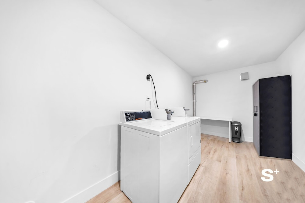 Chic 1-BD Apt in Miami Gym-Free Parking