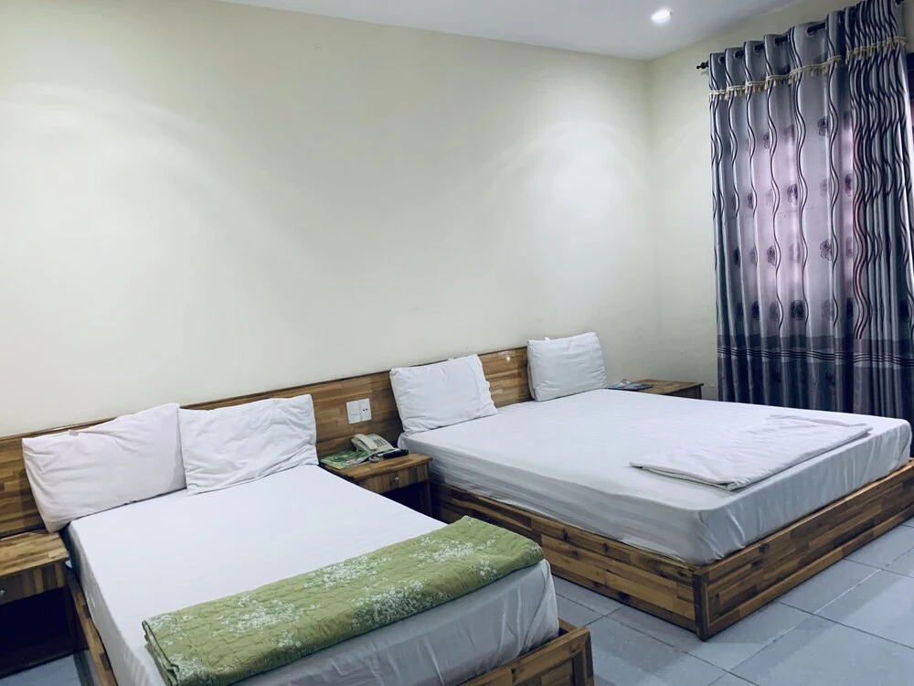 OYO 999 Vip Hostel