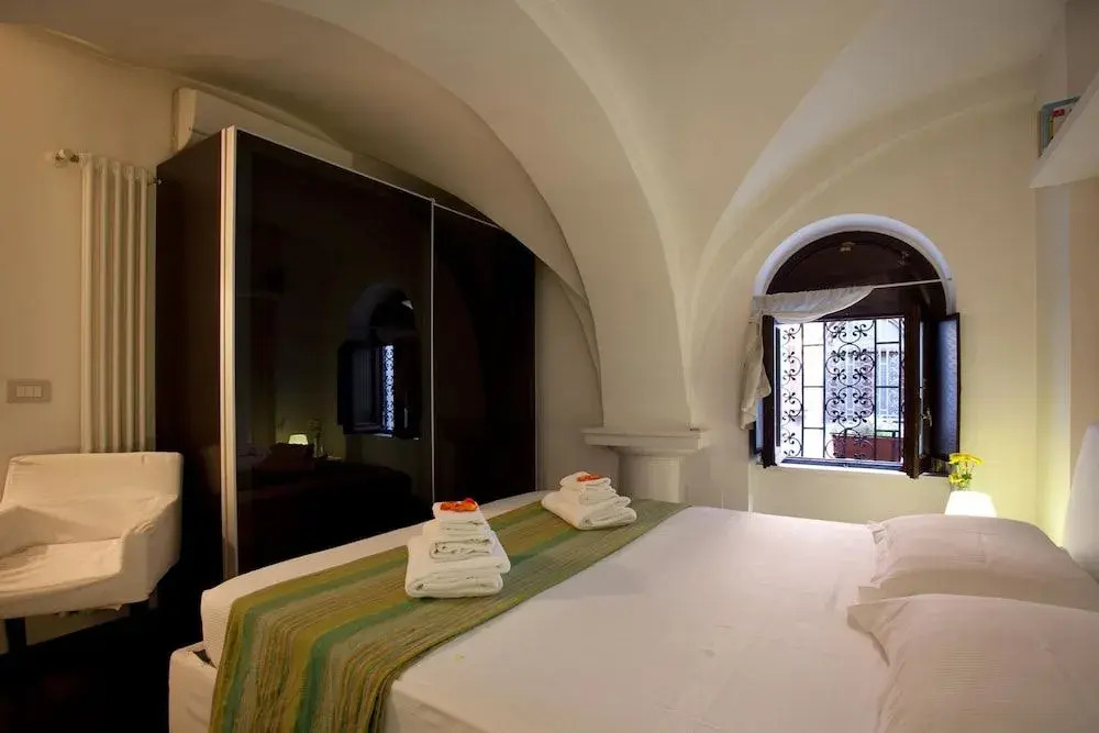 Colosseum Secret Apartment