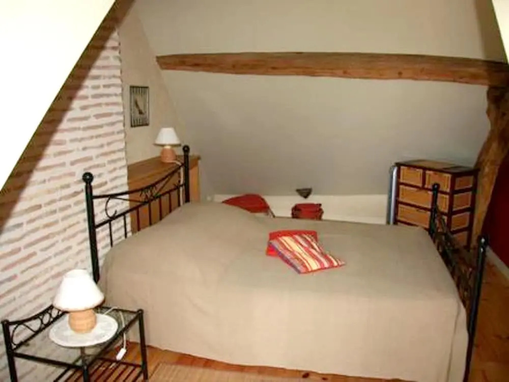 House With 2 Bedrooms in Mardié, With Furnished Garden and Wifi