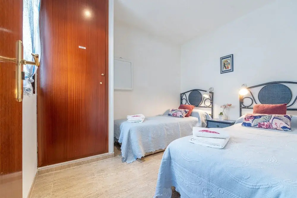 Apartment in Empuriabrava With Sea Views
