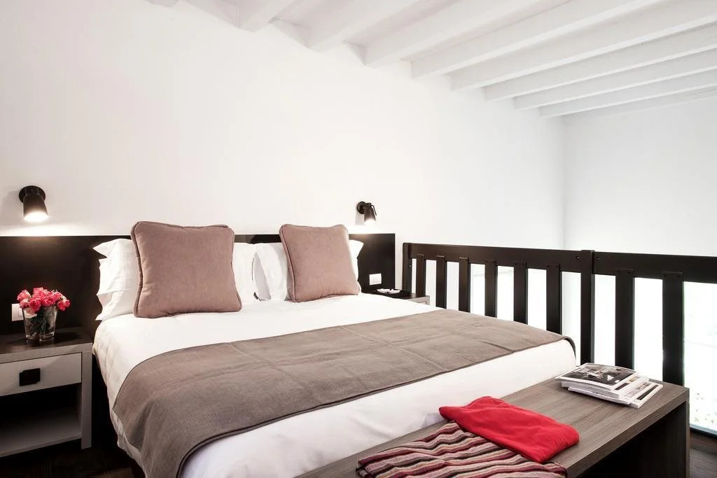Villa Maderni Breathtaking - by MyHomeInComo