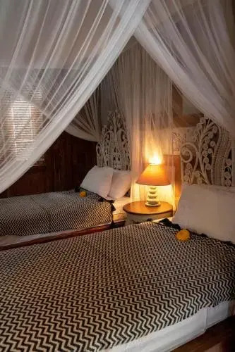 Villa Kalis, 10BR, Sleeps 24, Perfect for Groups, Best Value Seminyak