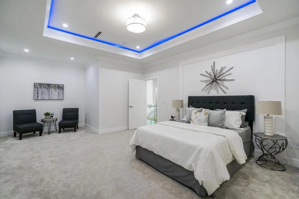 Sun suite