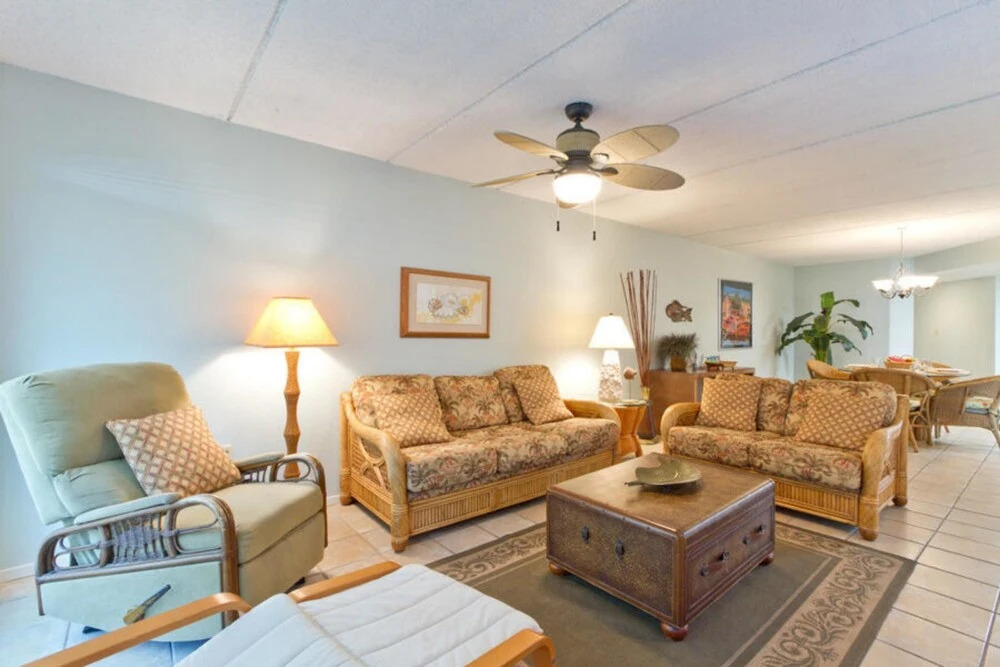 Saida IV Condominium 607