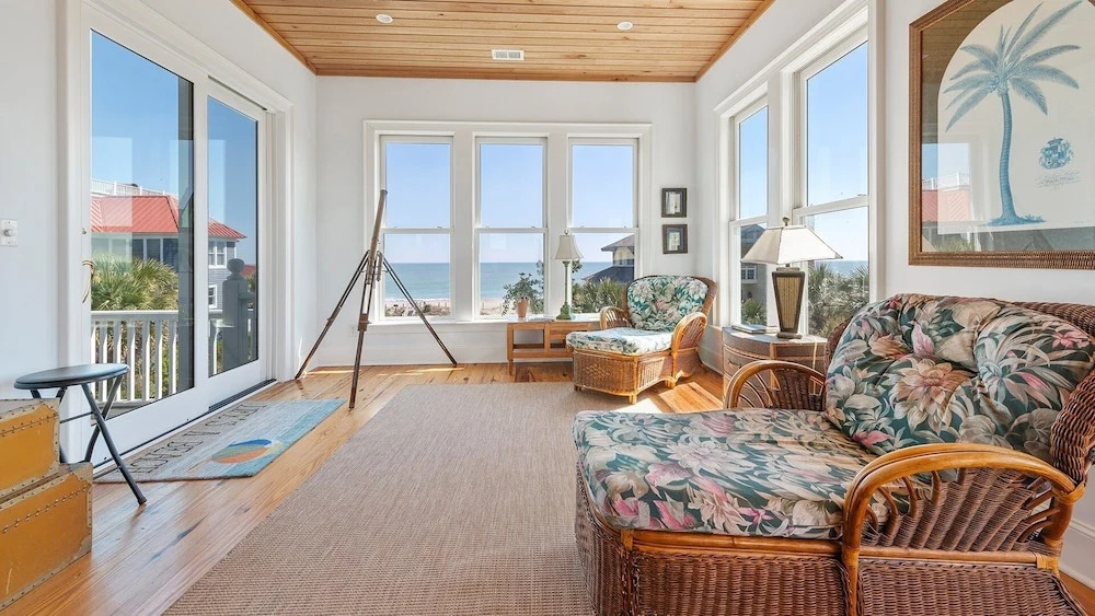 Out Of This World Beachfront Home 6 Bedroom Home by Peace Vacations