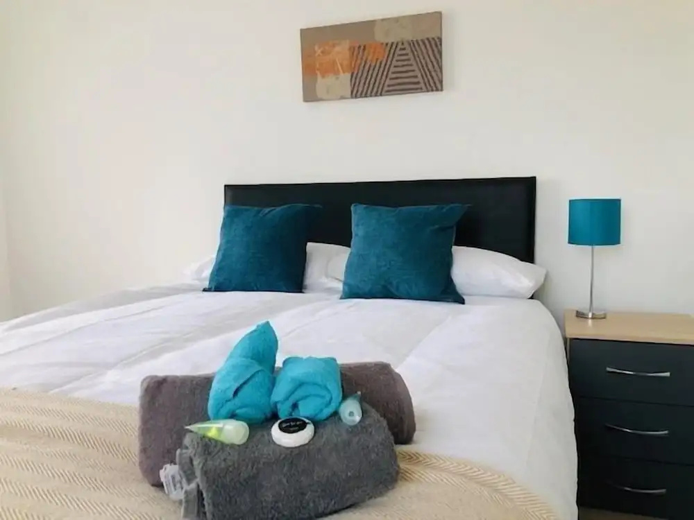 Townhouse @ 51 Balfour St -stoke
